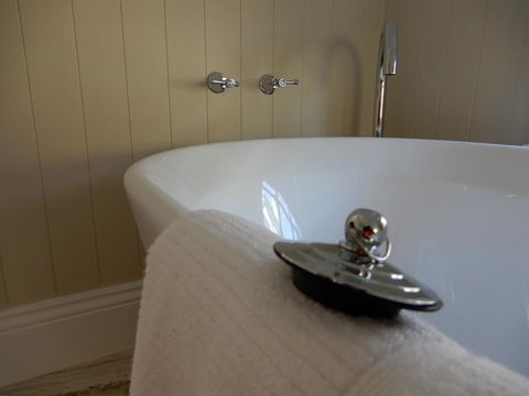 The Chapel Deloraine - Accommodation Great Ocean Road 3