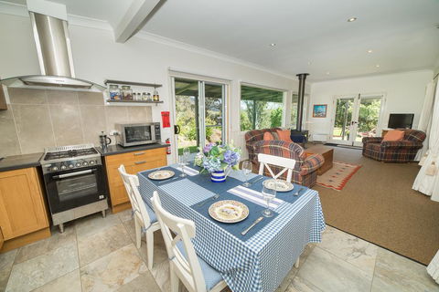 The Cottage At The Bryn At Tilba - Accommodation Great Ocean Road 1