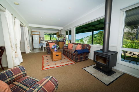 The Cottage At The Bryn At Tilba - Accommodation Great Ocean Road 3