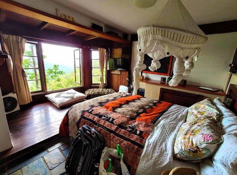 The Den Of The Treehouse, KINABALU Farm - Accommodation Great Ocean Road 1