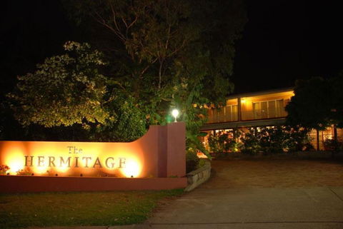 The Hermitage Motel - Campbelltown - Accommodation Great Ocean Road 3