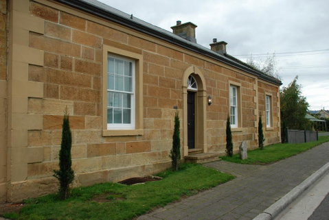 The Red Feather Inn - Accommodation Great Ocean Road 1