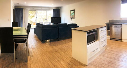 Unit 8 - Boardwalk - Accommodation Great Ocean Road 2