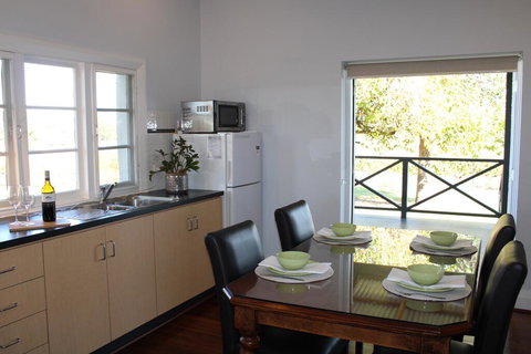 Upper Reach Spa Cottage - Accommodation Great Ocean Road 3