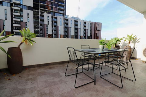 Urban Eden - Pets, Parking, Balcony, Chapel St 260m - Accommodation Great Ocean Road 3