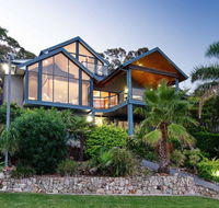 Venabu on Garuwa 20 Garuwa Street - spectacular house with fabulous views - Accommodation Great Ocean Road