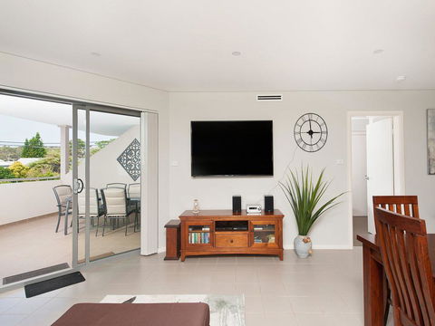 Villa Serene @ Fingal Bay - Accommodation Great Ocean Road 0