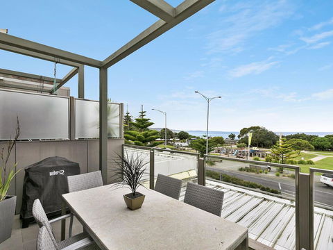 WATERFRONT TWO - Position Perfect , , , NEW LISTING 2019, , ,  - Accommodation Great Ocean Road 1