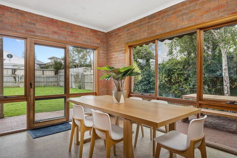The Perfect Zone- SLEEPS 12 - Accommodation Great Ocean Road 15