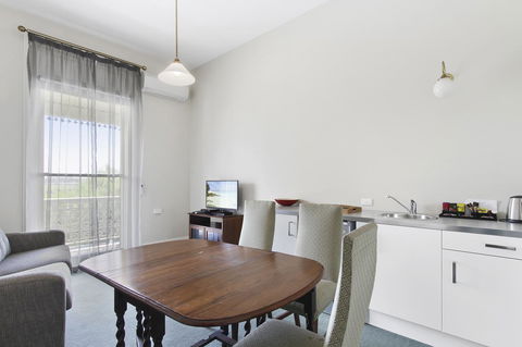 The Riversleigh - Accommodation Great Ocean Road 26