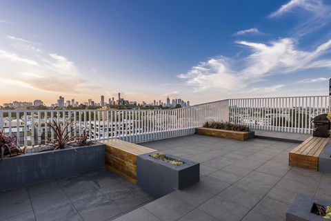Oaks Melbourne South Yarra Suites - Accommodation Great Ocean Road 8