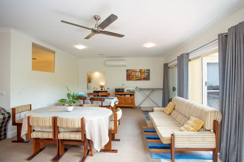 Austral Place 88 Via Merri River - Accommodation Great Ocean Road 7