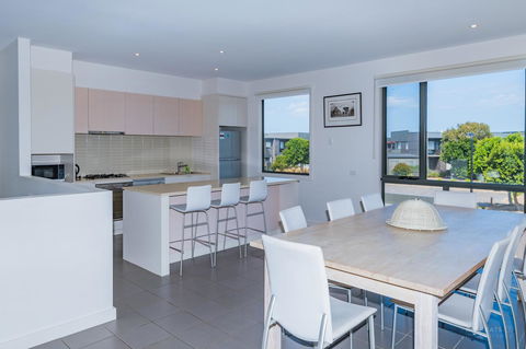 1 Sunset Place - Accommodation Great Ocean Road 0