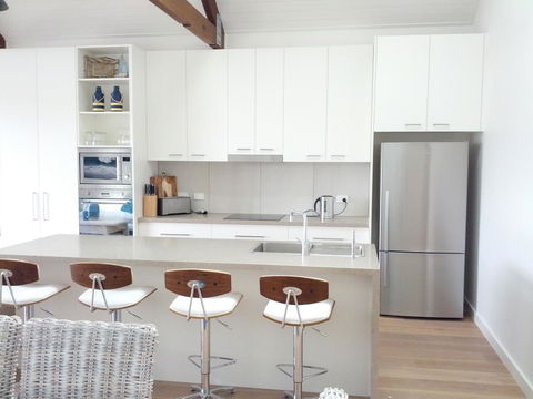 Central Barwon Heads - Accommodation Great Ocean Road 3