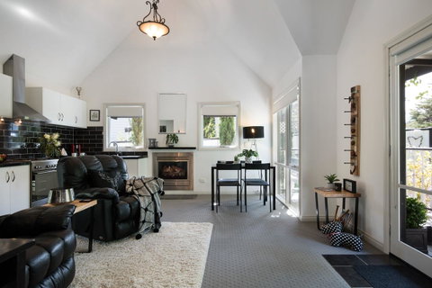 Cottage 4A - Accommodation Great Ocean Road 0