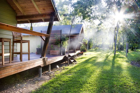 Airlie Beach Eco Cabins - Adults Only - Accommodation Great Ocean Road 0