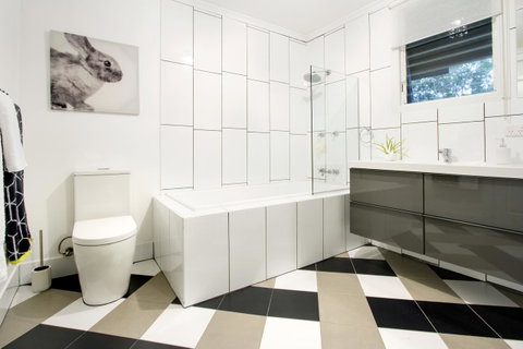 Airlie Beach Eco Cabins - Adults Only - Accommodation Great Ocean Road 34