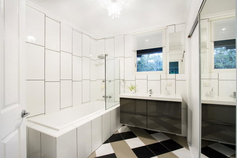 Airlie Beach Eco Cabins - Adults Only - Accommodation Great Ocean Road 35