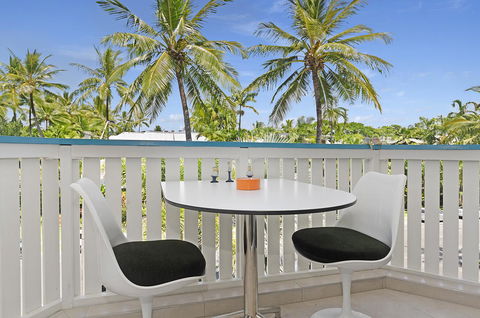 By The Sea Port Douglas - Accommodation Great Ocean Road 18