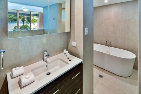 Frangipani 104 - Hamilton Island - Accommodation Great Ocean Road 10