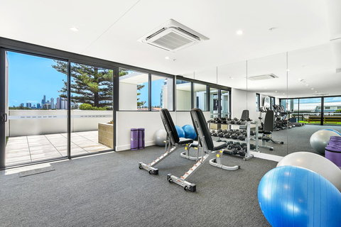 Qube Broadbeach - Accommodation Great Ocean Road 32