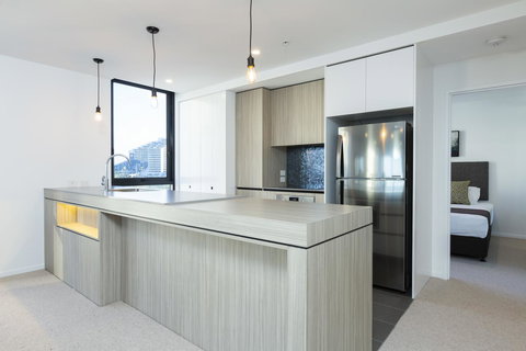 Qube Broadbeach - Accommodation Great Ocean Road 38