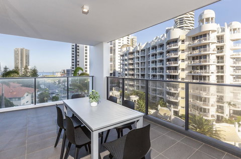 Qube Broadbeach - Accommodation Great Ocean Road 41