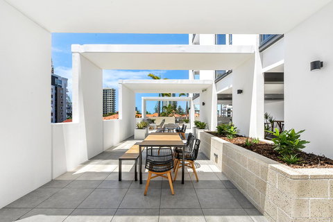 Qube Broadbeach - Accommodation Great Ocean Road 21
