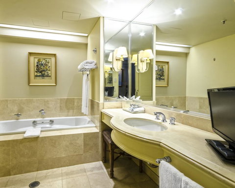 Stamford Plaza Brisbane - Accommodation Great Ocean Road 10