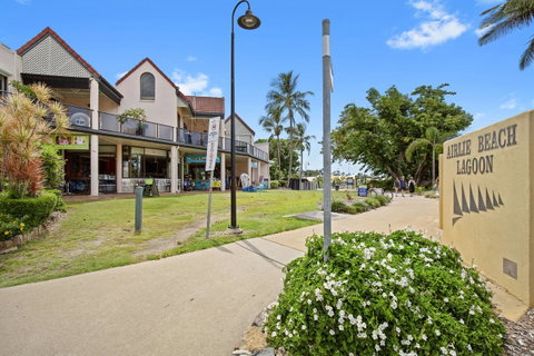 Montipora Unit 3 - In The Heart Of Airlie, Wi-fi And Netflix - Accommodation Great Ocean Road 11