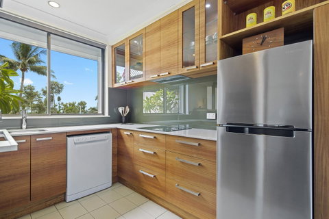 Montipora Unit 3 - In The Heart Of Airlie, Wi-fi And Netflix - Accommodation Great Ocean Road 5