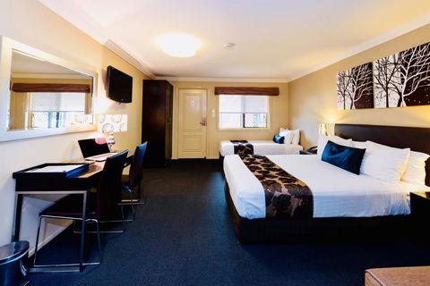 Ambassador On Ruthven - Accommodation Great Ocean Road 22