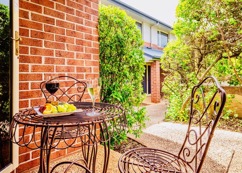 Ambassador On Ruthven - Accommodation Great Ocean Road 4