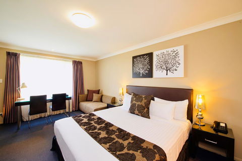 Ambassador On Ruthven - Accommodation Great Ocean Road 0