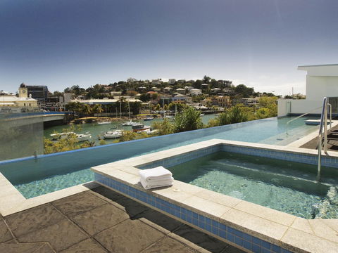 Oaks Townsville Gateway Suites - Accommodation Great Ocean Road 2
