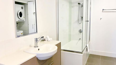 Oaks Townsville Gateway Suites - Accommodation Great Ocean Road 7