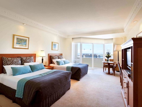 Pullman Cairns International - Accommodation Great Ocean Road 44