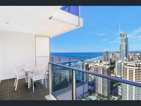 H Star Residences-- Paradise Stayz - Accommodation Great Ocean Road 18