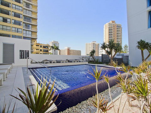 H Star Residences-- Paradise Stayz - Accommodation Great Ocean Road 6