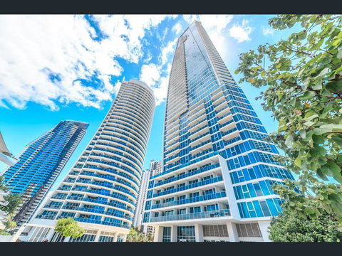 H Star Residences-- Paradise Stayz - Accommodation Great Ocean Road 20