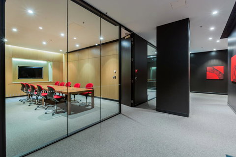 Hilton Brisbane - Accommodation Great Ocean Road 23