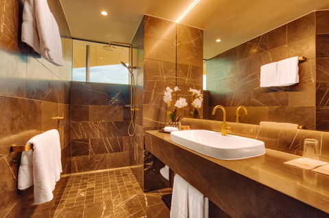 Eatons Hill Hotel - Accommodation Great Ocean Road 11