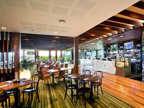 Eatons Hill Hotel - Accommodation Great Ocean Road 6