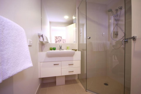 Domain Serviced Apartments - Accommodation Great Ocean Road 6