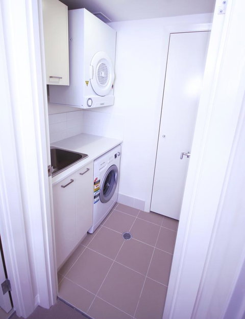 Domain Serviced Apartments - Accommodation Great Ocean Road 4
