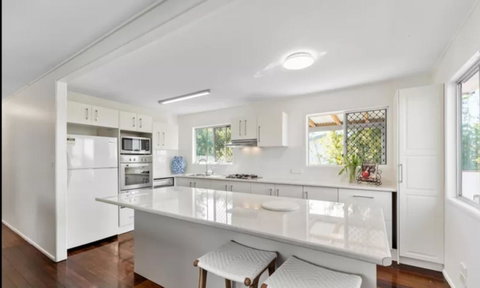 Highland House - Accommodation Great Ocean Road 11