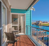 Waters Edge Apartment with Jetty - Accommodation Great Ocean Road