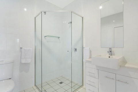 Wharf Apartment Unit 15 - Accommodation Great Ocean Road 2