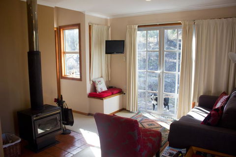 Whiskey Gully Wines - Accommodation Great Ocean Road 0