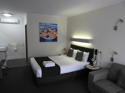 Wine Village Motor Inn - Accommodation Great Ocean Road 2